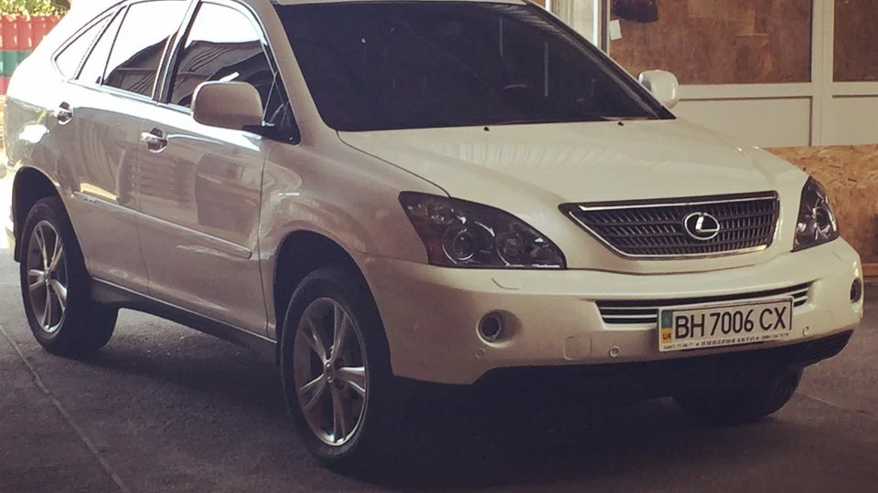 Lexus RX Hybrid білий 2