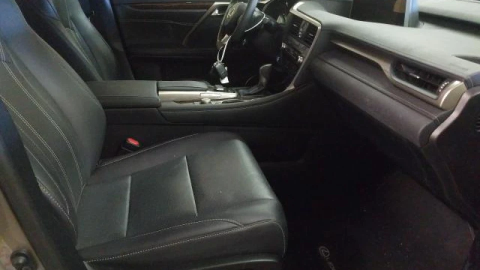 Lexus RX 4