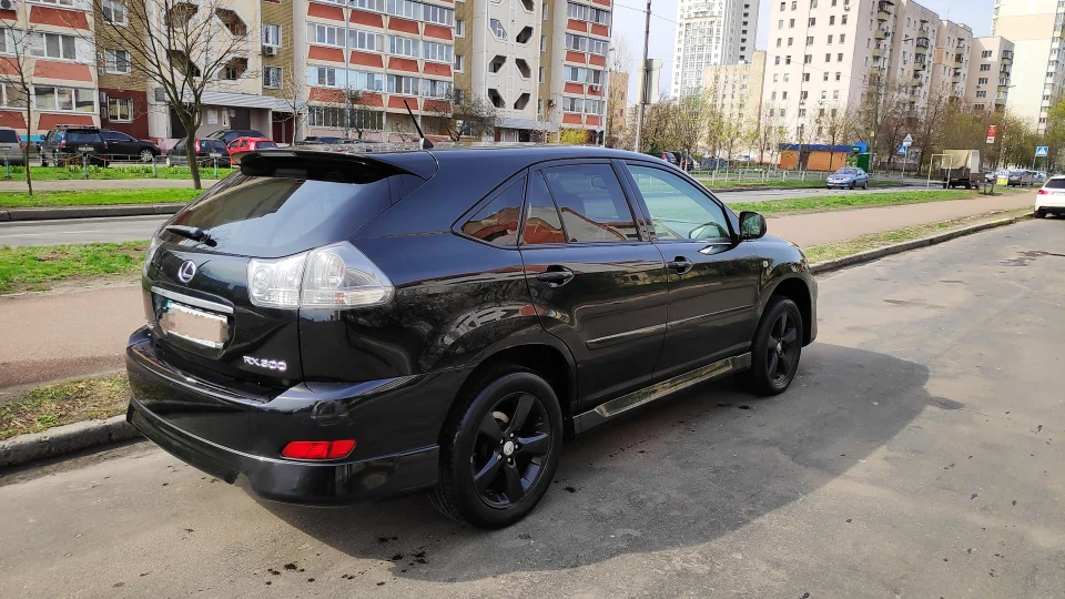 Lexus RX 4