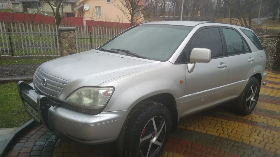 Lexus RX 3.0 бен-газ