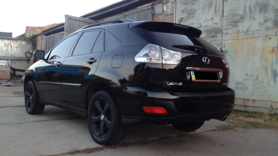 Lexus RX 330 USA 2