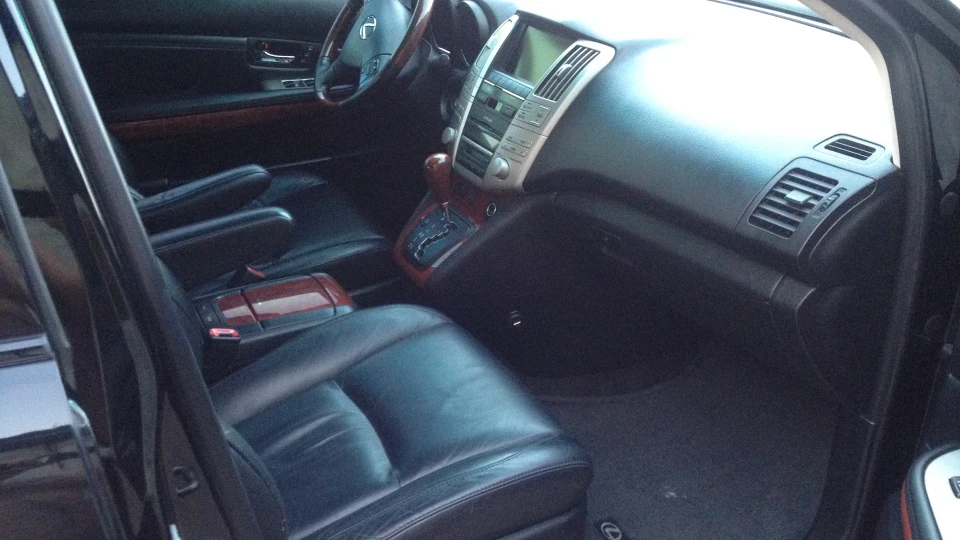 Lexus RX 330 USA 5