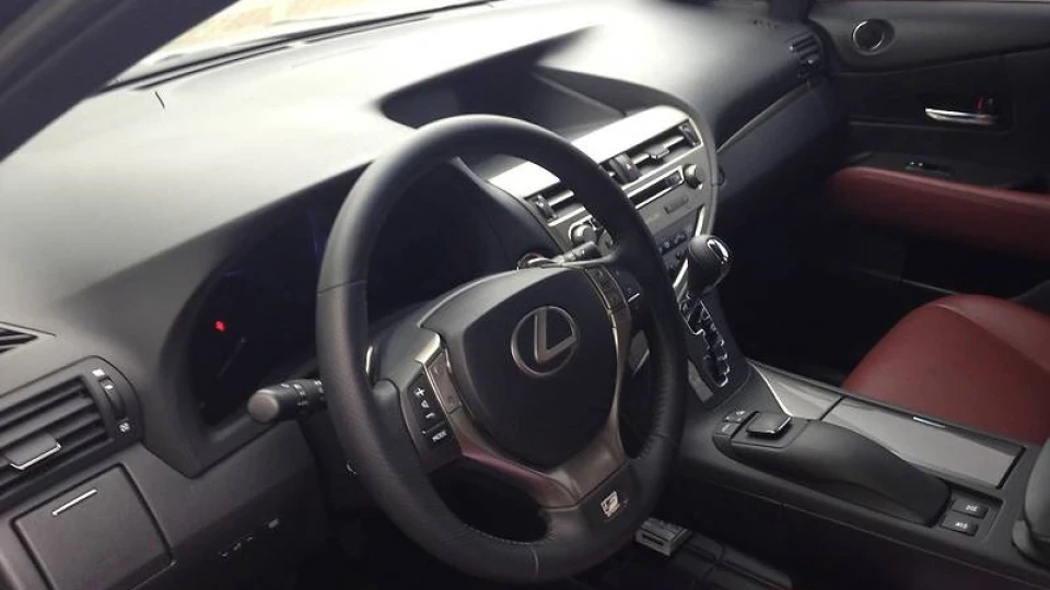 Lexus RX F - Sport 2