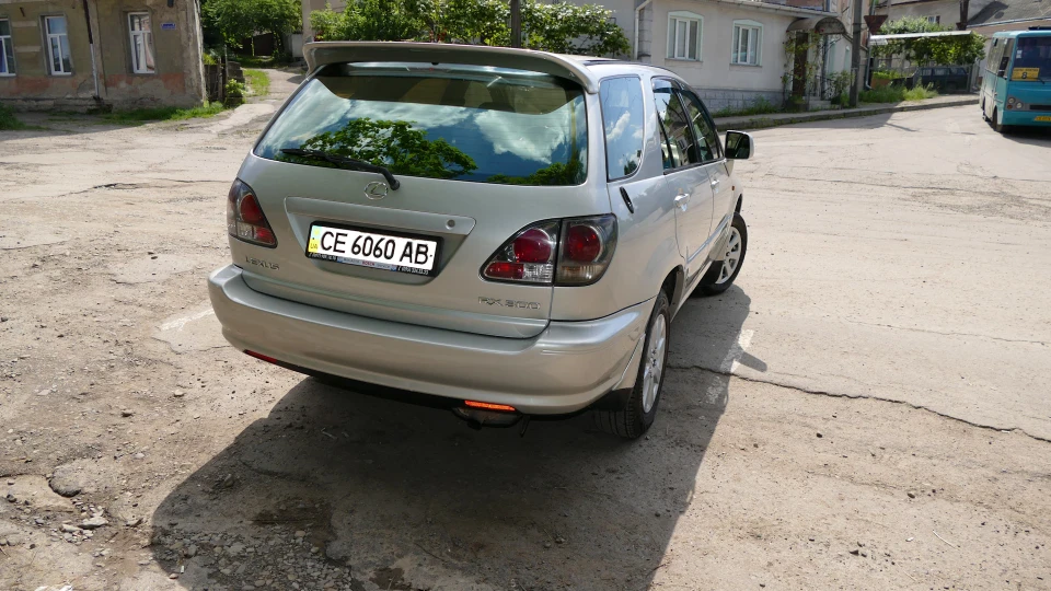Lexus RX Лекусан 2