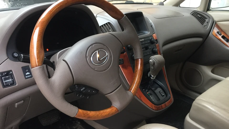 Lexus RX Old school Miami 3
