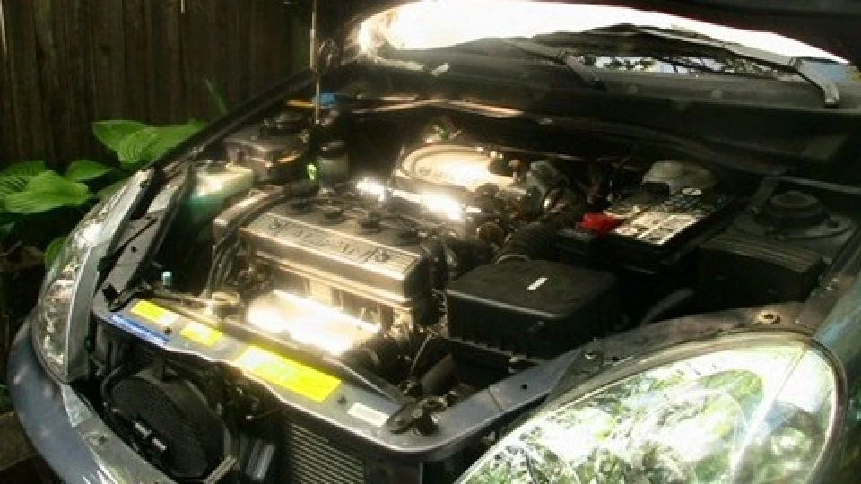 Lifan Breez сірий металік, движо1.6л 2