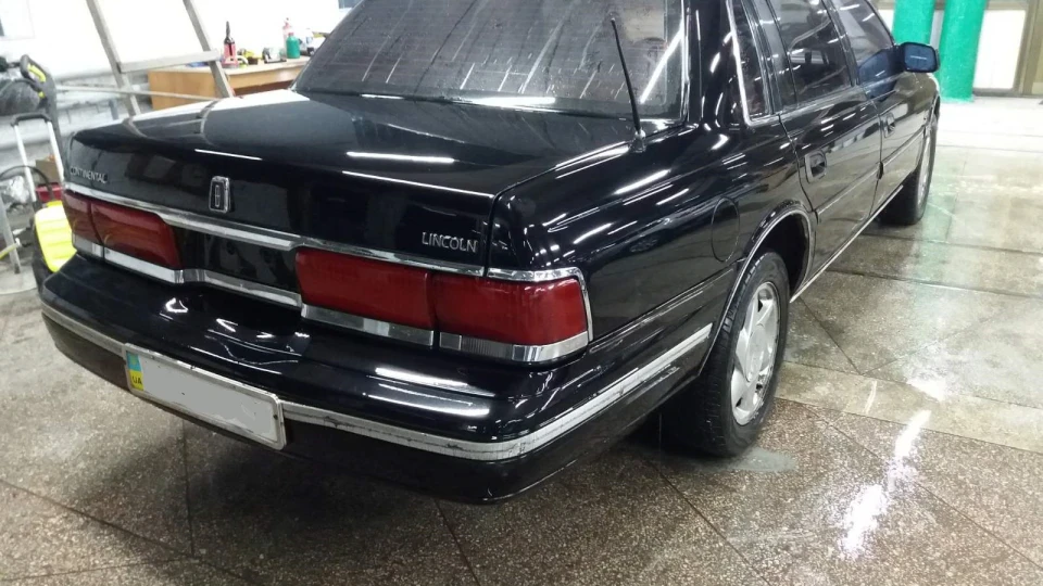 Lincoln Continental 2