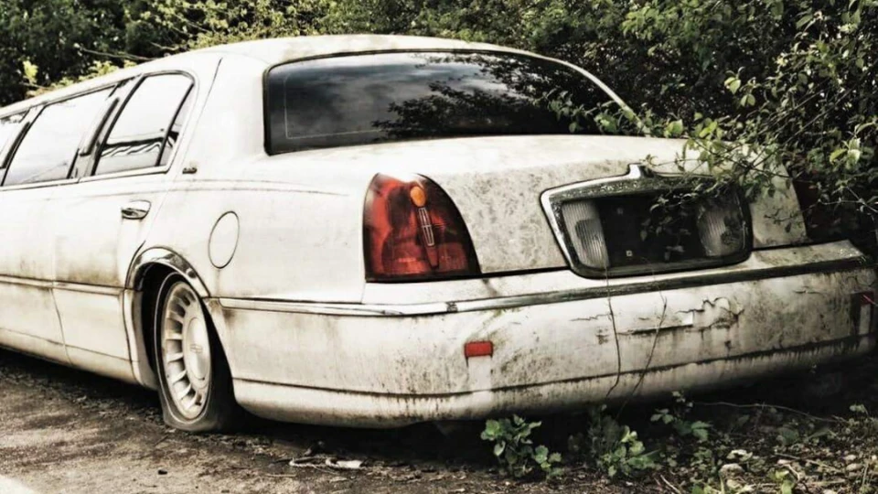 Lincoln Continental 3