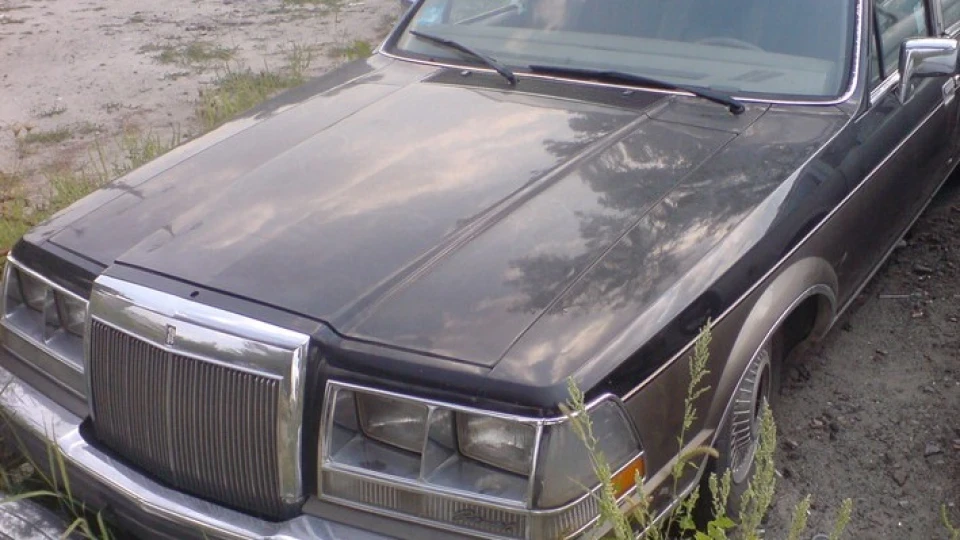 Lincoln Continental НапівМарк