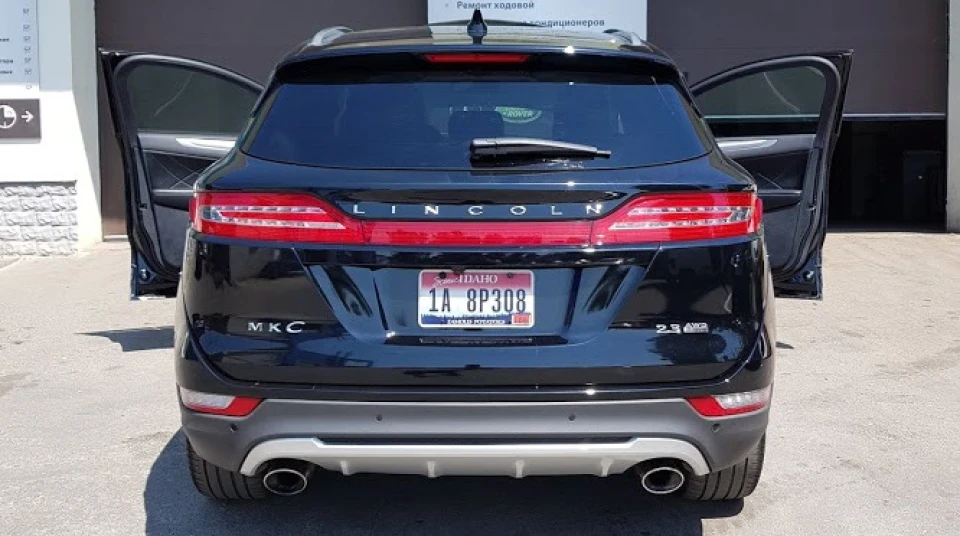 Lincoln MKC Black Reserve 2