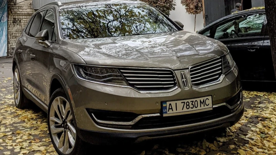 Lincoln MKX Reserve 5