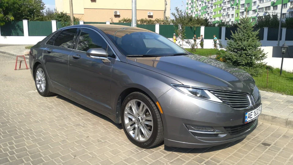 Lincoln MKZ Hybrid
