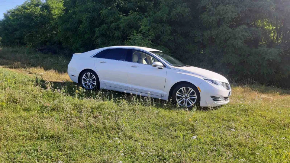 Lincoln MKZ Hybrid 2.0 Hybrid 3
