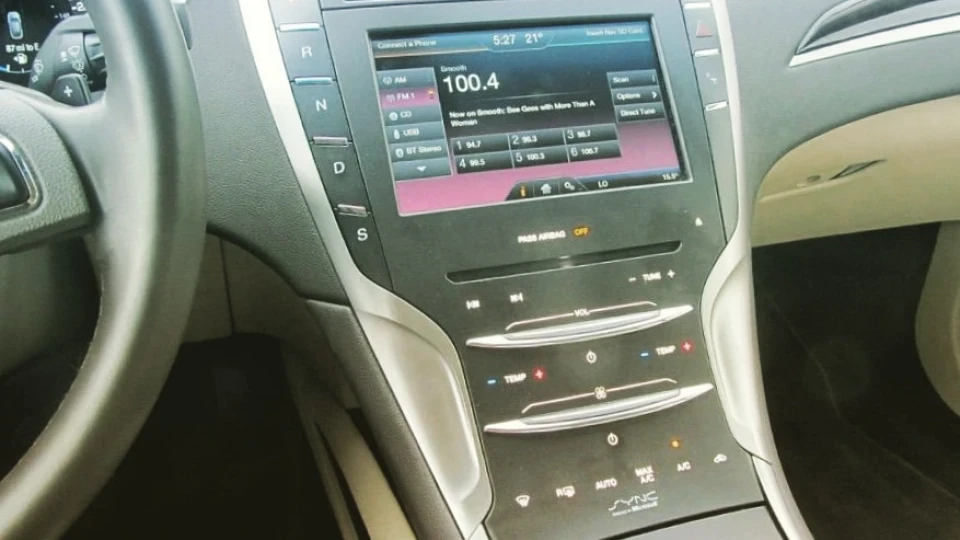 Lincoln MKZ 5