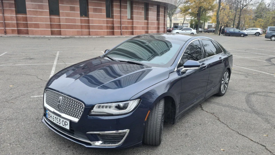 Lincoln MKZ Reserve 2.0 AWD 3