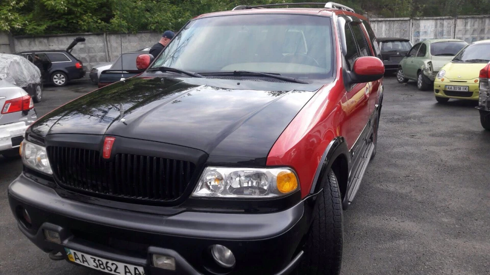 Lincoln Navigator не зли великого))