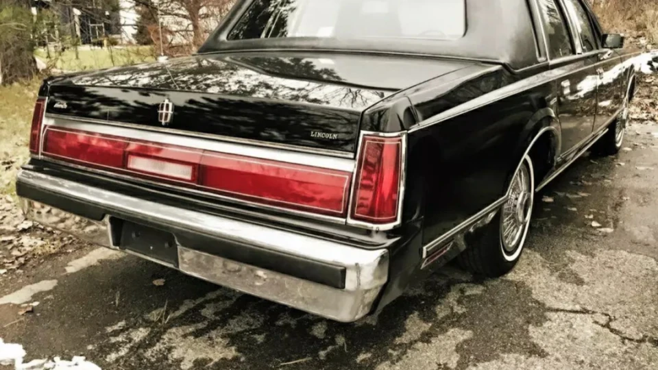 Lincoln Town Car 🇺🇦