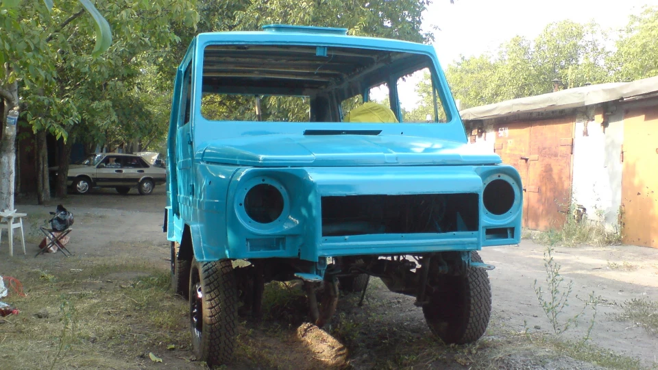 ЛуАЗ 969 Луазітанія 4