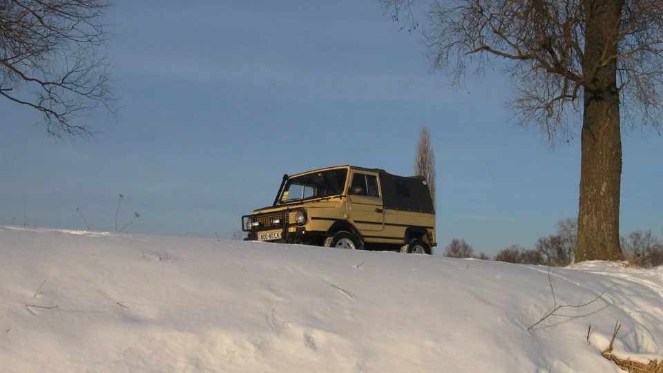 ЛуАЗ 969 танки бруду не бояться 2