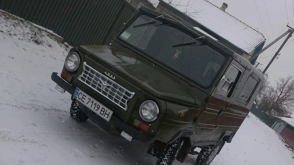 ЛуАЗ 969 хакі303 2