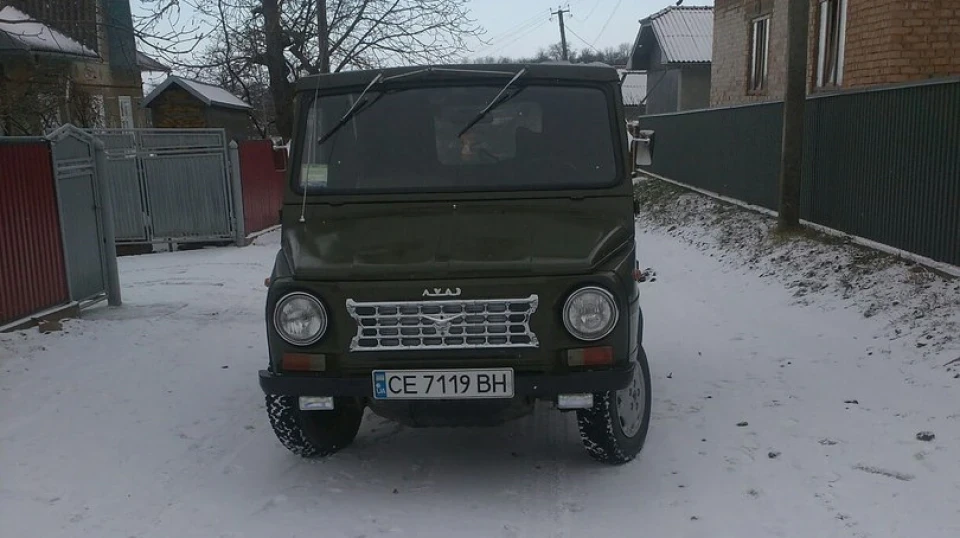 ЛуАЗ 969 хакі303 4