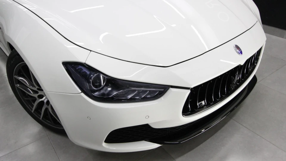 Maserati Ghibli Twin Turbo Bianco Beast 2