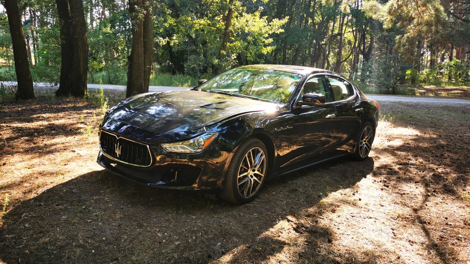 Maserati Ghibli Утиль із США 3
