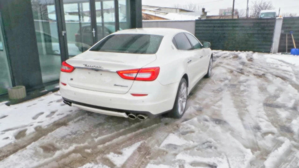Maserati Quattroporte SQ4 5