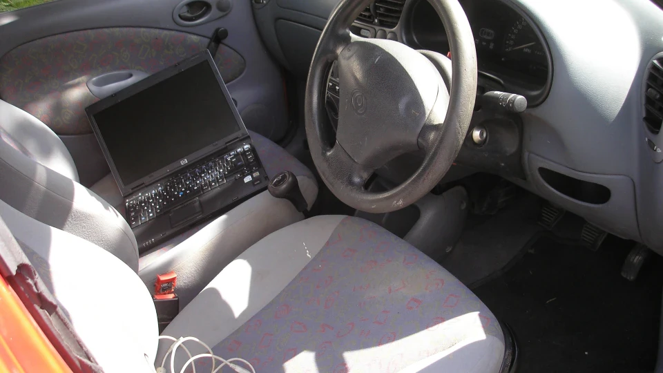 Mazda 121 4