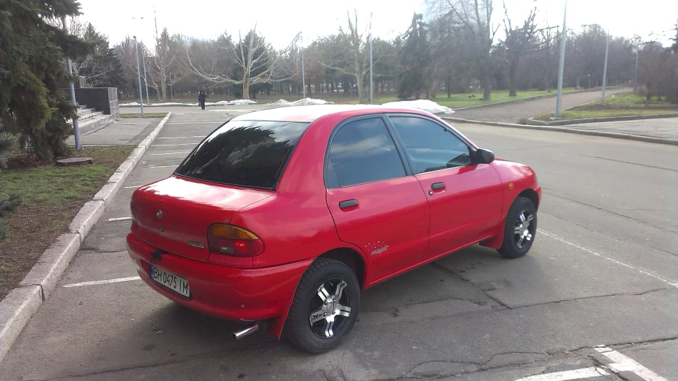 Mazda 121 3