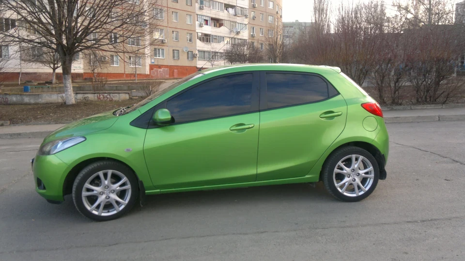 Mazda 2
