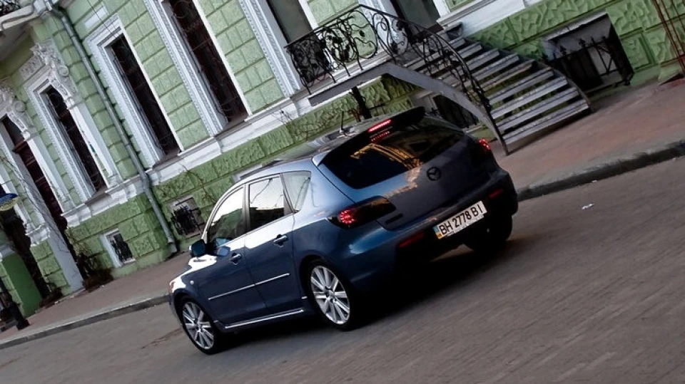 Mazda 3 MPS Magic blue 3