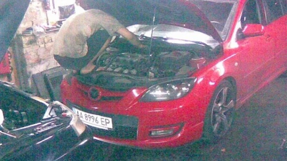 Mazda 3 MPS Porshe Brakes 4