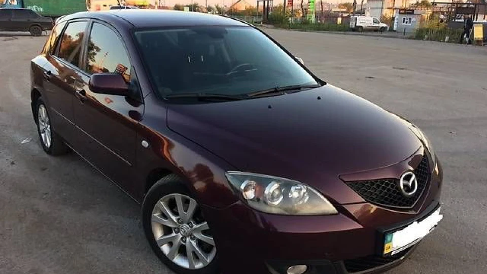Mazda 3 マツダ 3