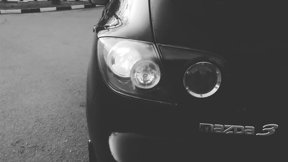 Mazda 3 マツダ 4
