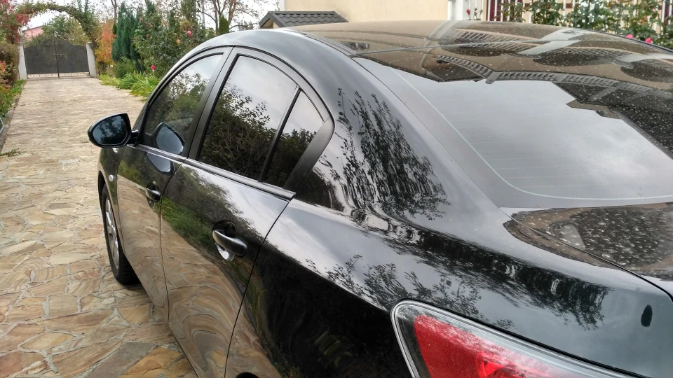 Mazda 3 パール 4