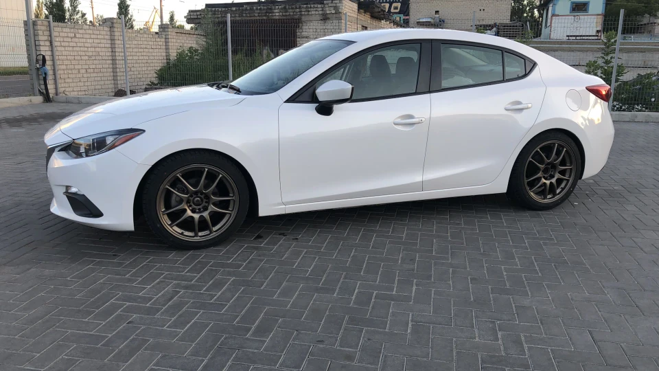 Mazda 3 2