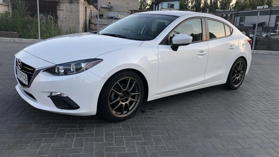 Mazda 3 3