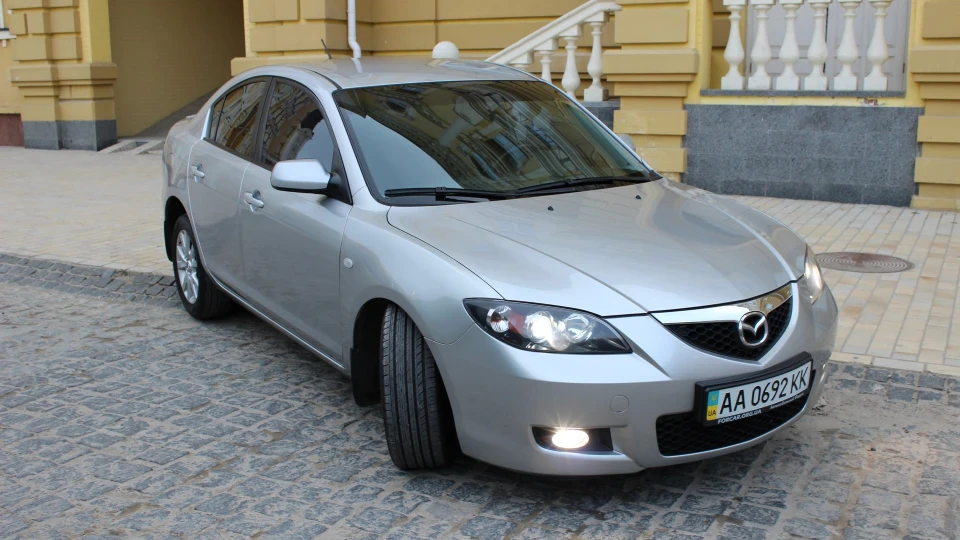 Mazda 3 3