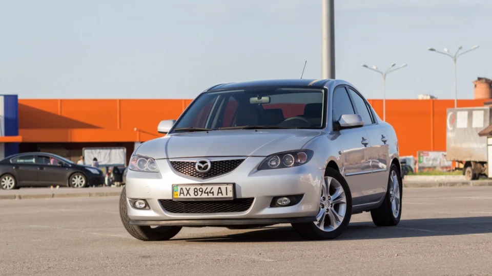 Mazda 3 2