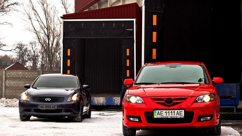 Mazda 3 4