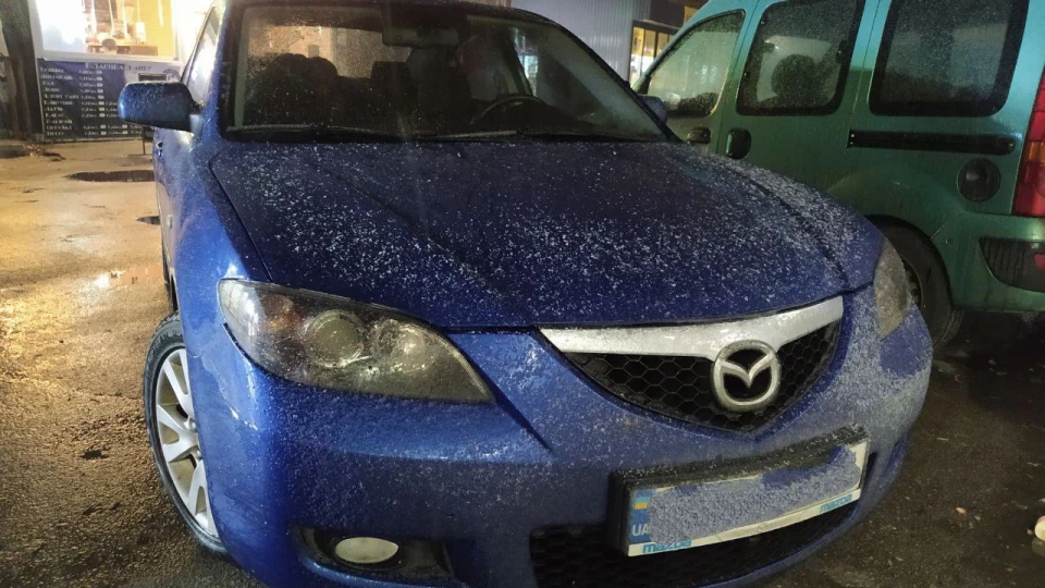 Mazda 3 4