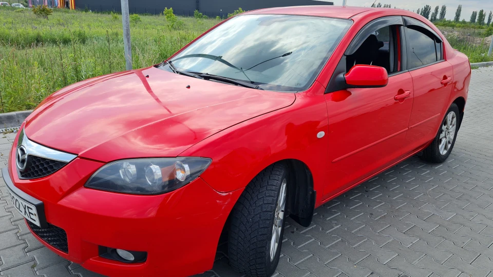 Mazda 3 2