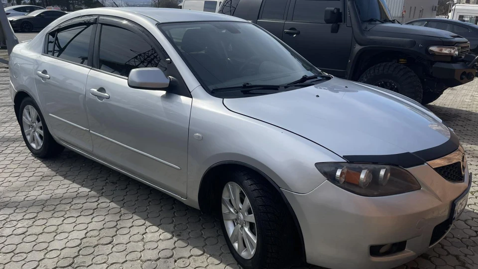 Mazda 3