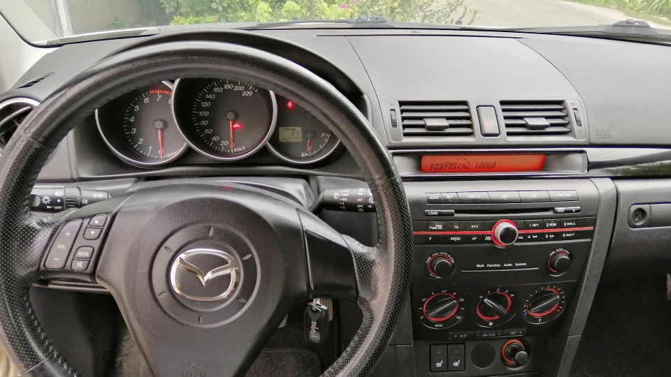 Mazda 3 3