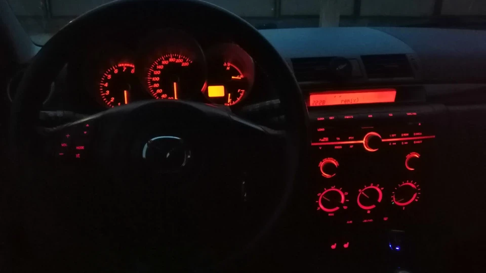 Mazda 3 4