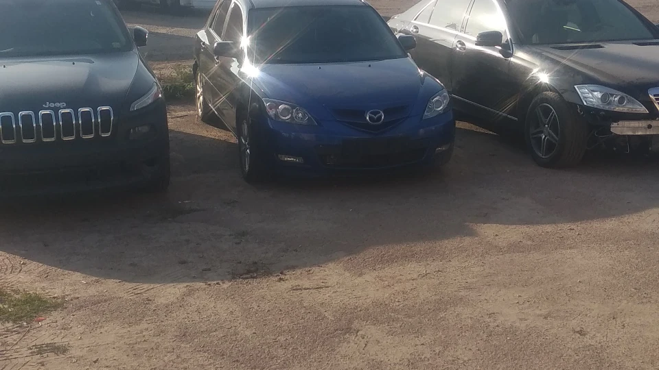 Mazda 3 2