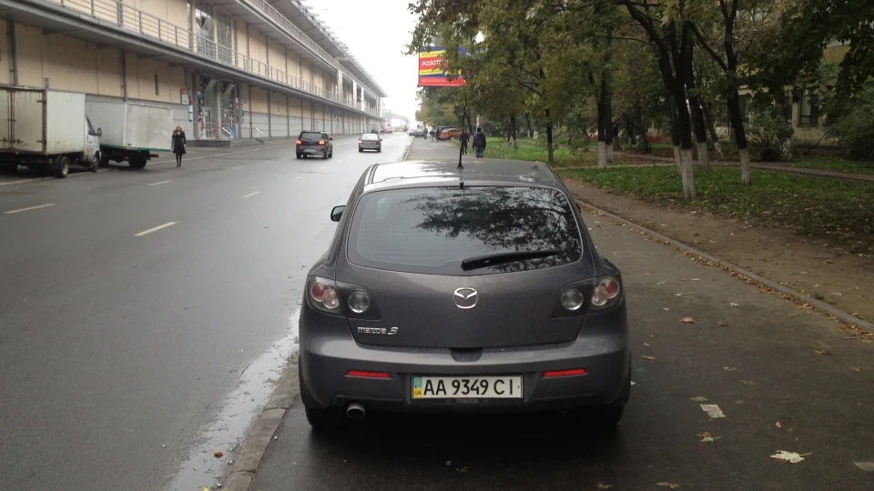 Mazda 3 2