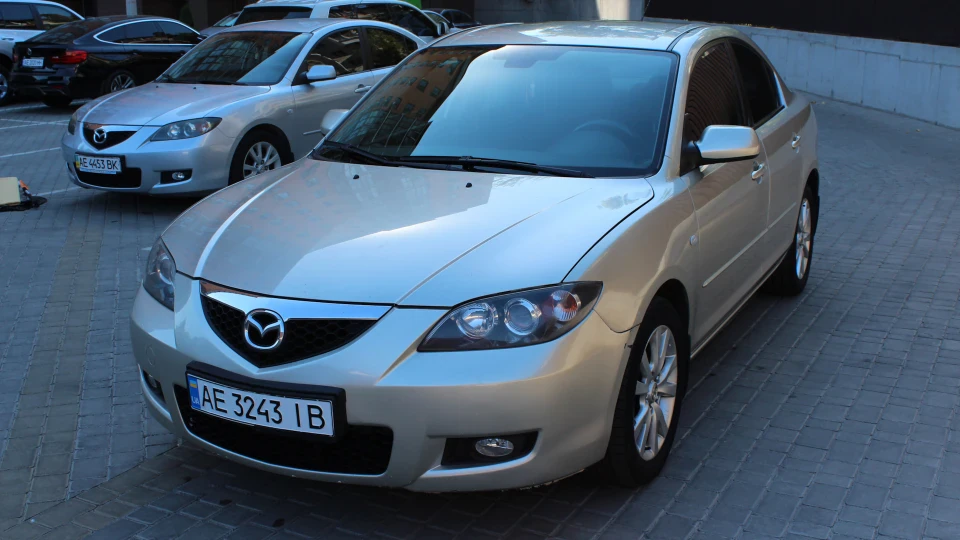 Mazda 3 2