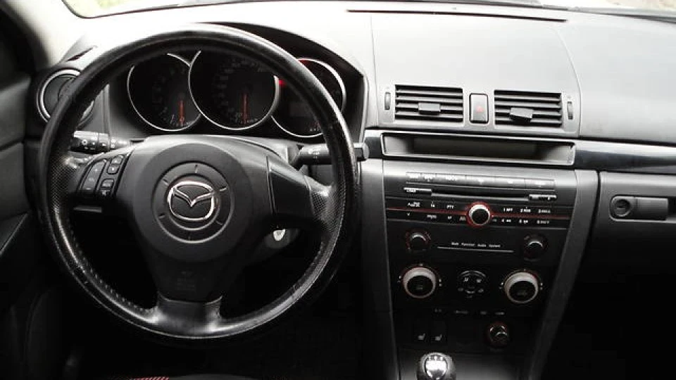 Mazda 3 3
